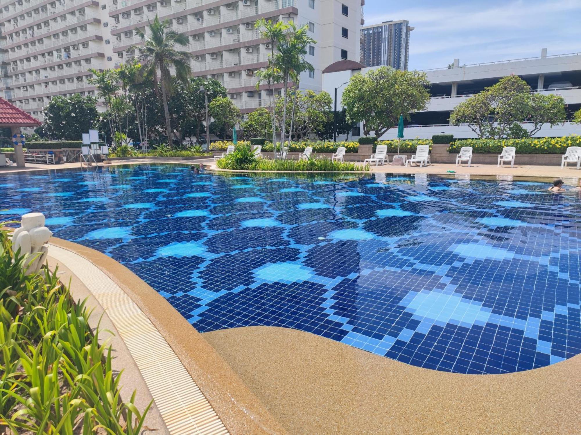 High Seaview Rimhad Seaside 公寓 乔木提恩海滩